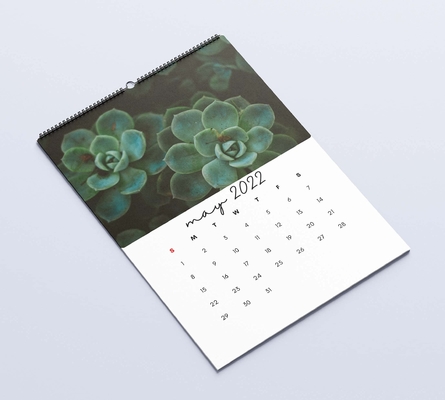 Matte Lamination Desk Calendar Printing 600-1000gsm Monthly Wall Calendars