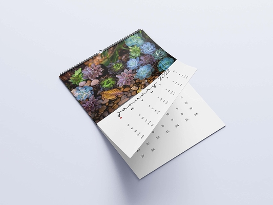 Matte Lamination Desk Calendar Printing 600-1000gsm Monthly Wall Calendars