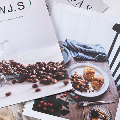 Glossy Matte Lamination Catalog Magazine Printing Full Color Custom Booklets OEM